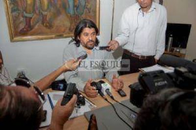 El ministro Jos� Ariza lanz� el nuevo sistema de evaluaci�n