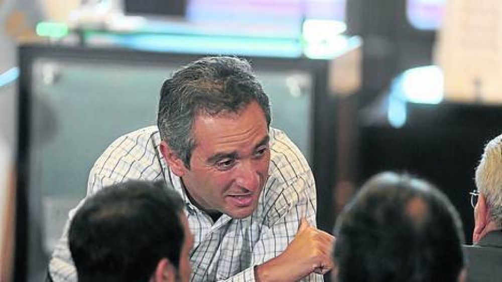 La C�mpora quiere colar un ministro y le apunta a la caja de Desarrollo Social