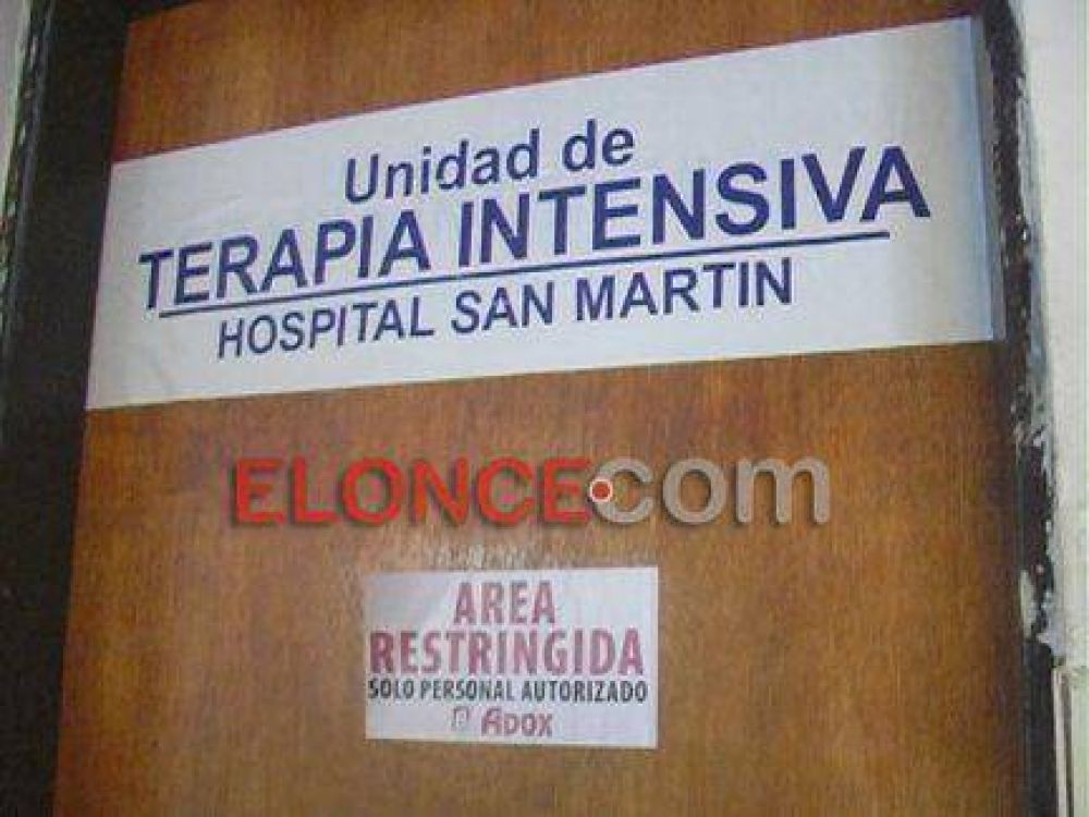 El hombre baleado por su hijastro contin�a en grave estado 