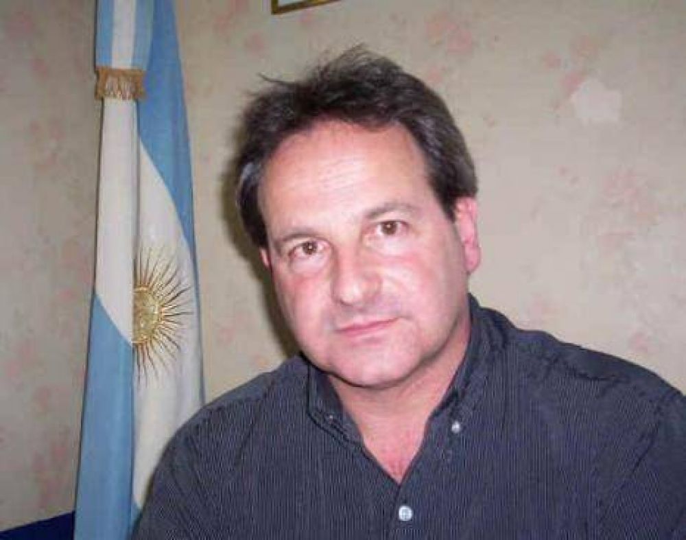 Alessi quiso declarar la emergencia de seguridad en Avellaneda y debi� abandonar el recinto