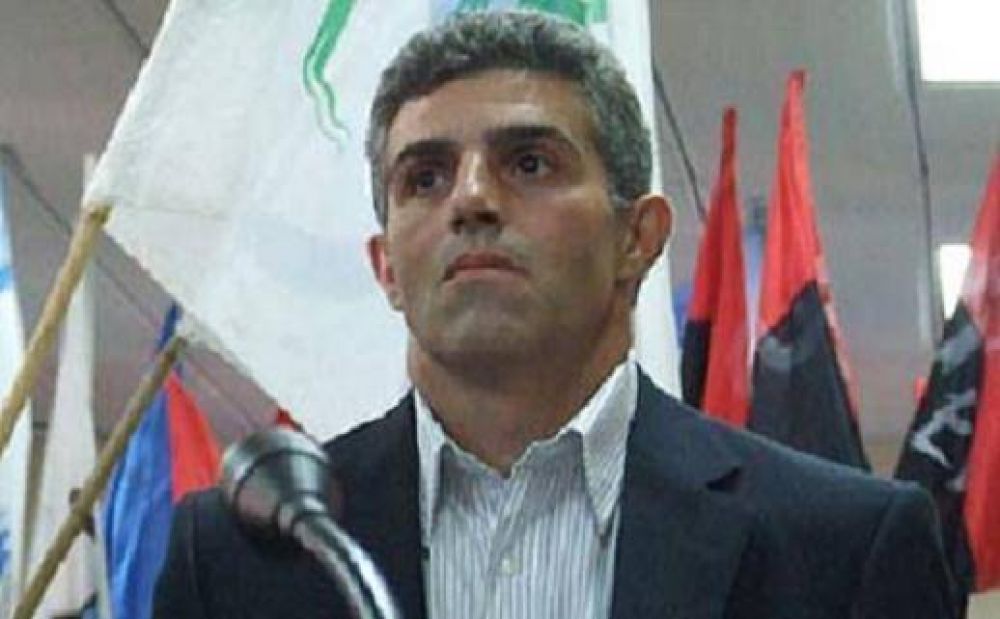 DEIBE: "LA GESTI�N DE D�AZ P�REZ ES INEFICIENTE, CORRUPTA Y DEPREDA LOS RECURSOS DE LOS VECINOS"