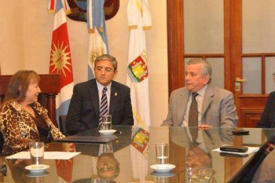 Infante recibi� a la nueva comisi�n directiva de la C�mara de Comercio