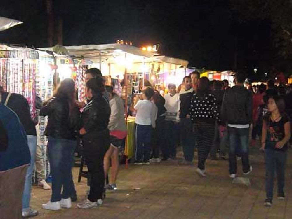 La Feria Artesanal y Cultural de Chivilcoy cumpli� 22 a�os 