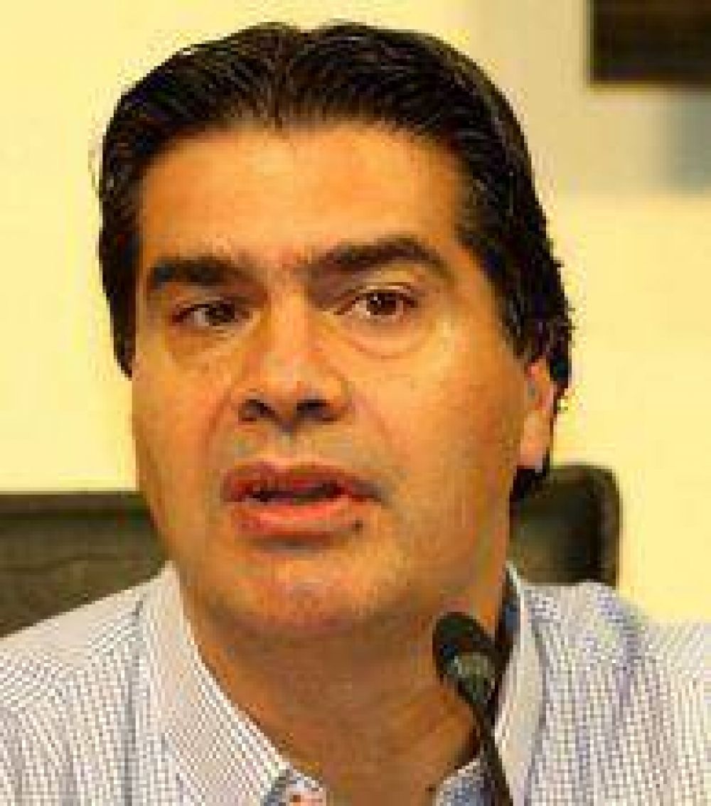 Capitanich inicia su gira por Italia y Montenegro que culminar� en Roma