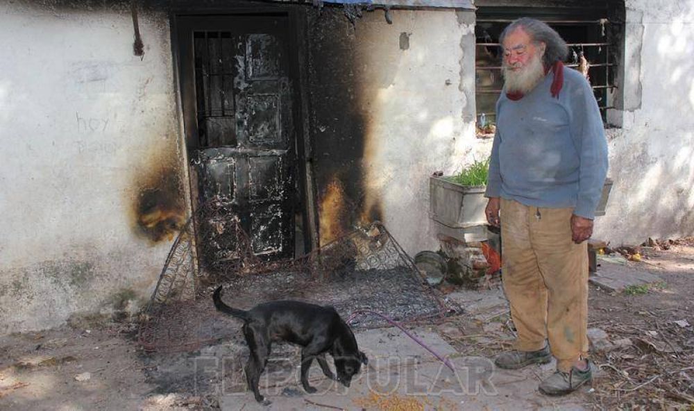 Intentaron incendiar una casa en el barrio Coronel Dorrego