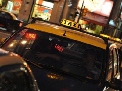 Un taxista fue asaltado y apu�alado durante un intento de robo en la zona sudoeste de Rosario