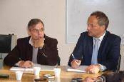 La Plata: Integrantes de la Comisi�n por la Memoria se reunieron con concejales