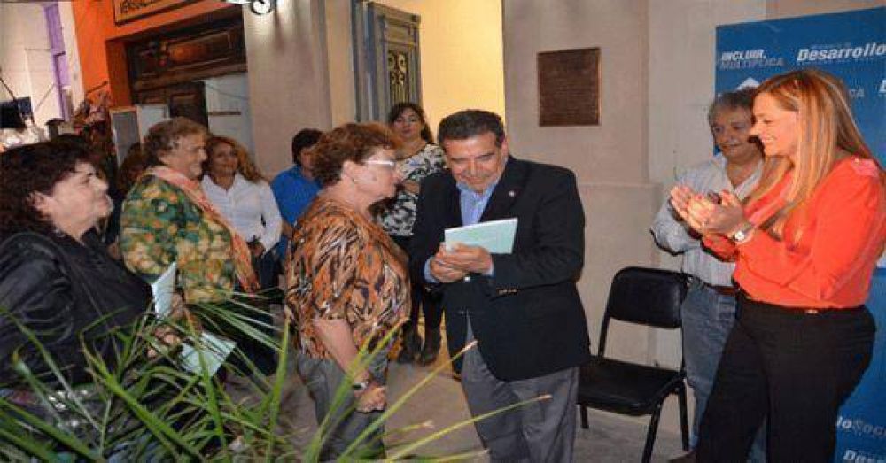 Beder Herrera inaugur� ampliaciones y ciclo lectivo 2013 de la Universidad del Adulto Mayor