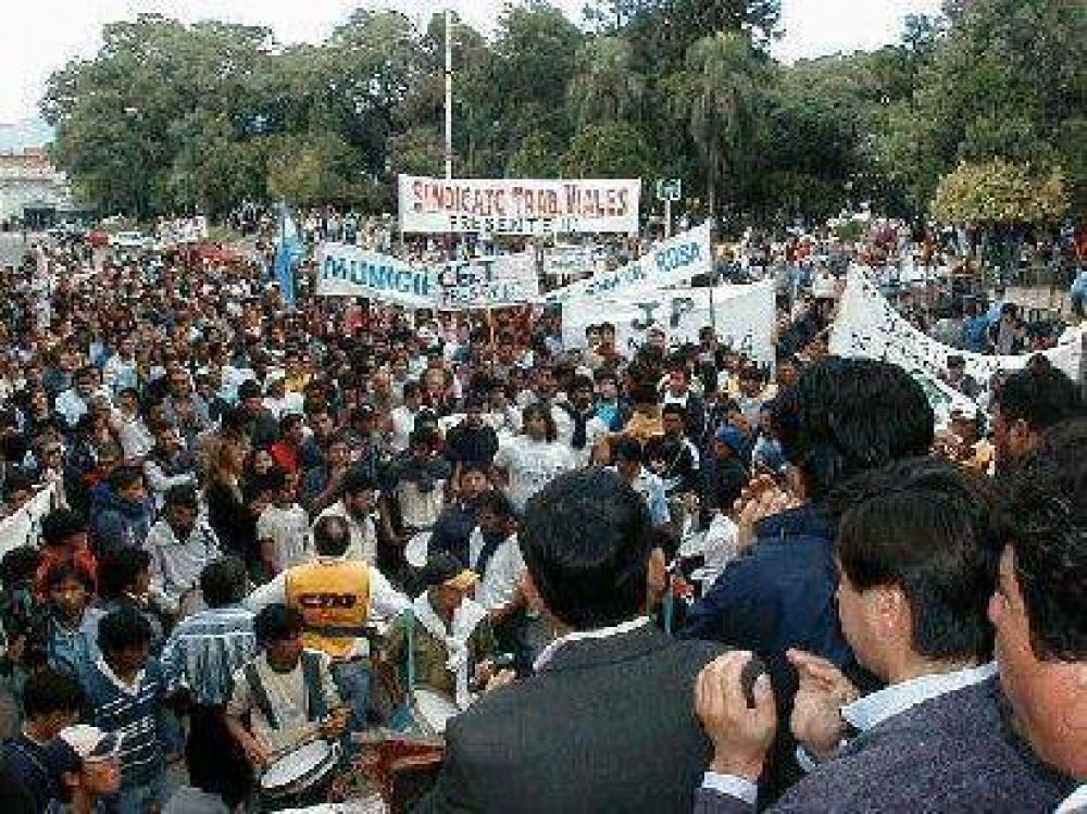 La CGT amenaza con un paro general en toda la provincia
