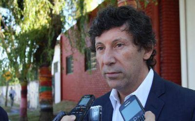 Posse: "El avance del gobierno contra los medios es un ataque a la democracia"