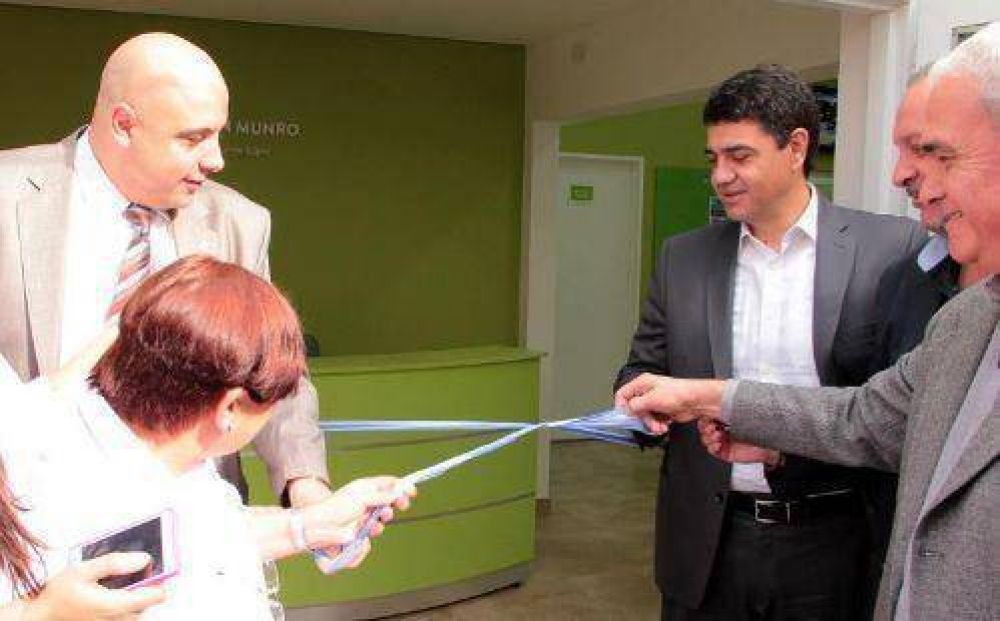 Jorge Macri inaugur� la renovada delegaci�n de Munro