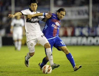 Tigre parte a Paraguay donde lo recibir� un clima hostil 