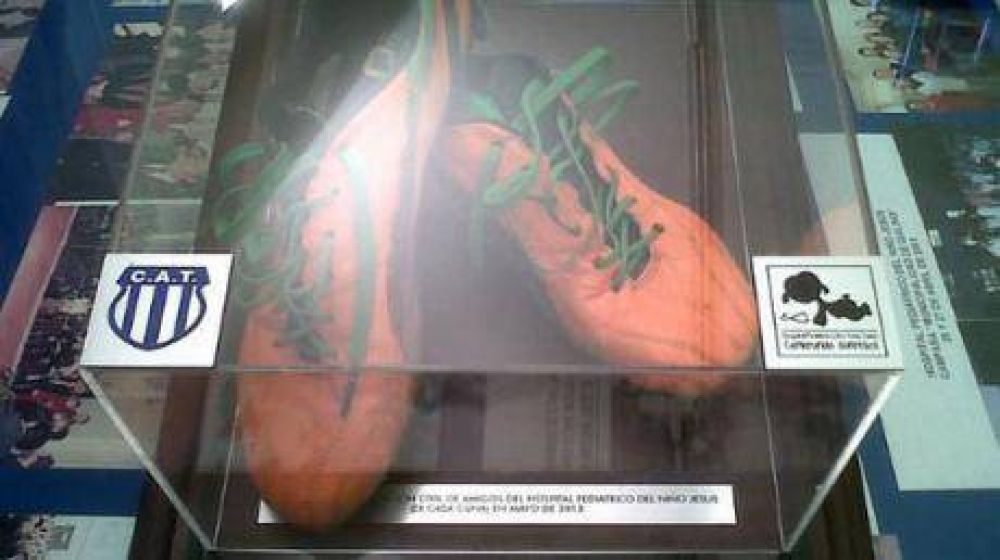 Subastar�n los botines de Klusener