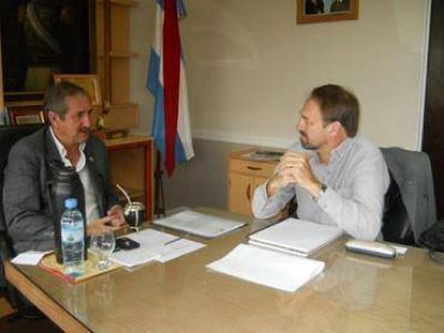 El director regional del INTA Entre R�os se entrevist� con el intendente Schepens