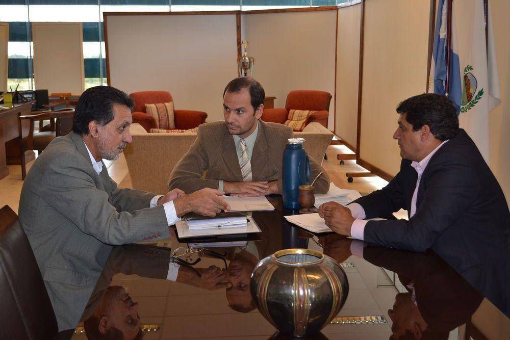 El ministro Olivero se reuni� con los intendentes de Talita, La Vertiente y Concar�n