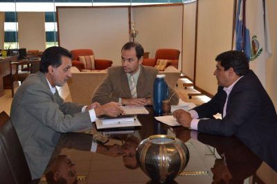 El ministro Olivero se reuni� con los intendentes de Talita, La Vertiente y Concar�n