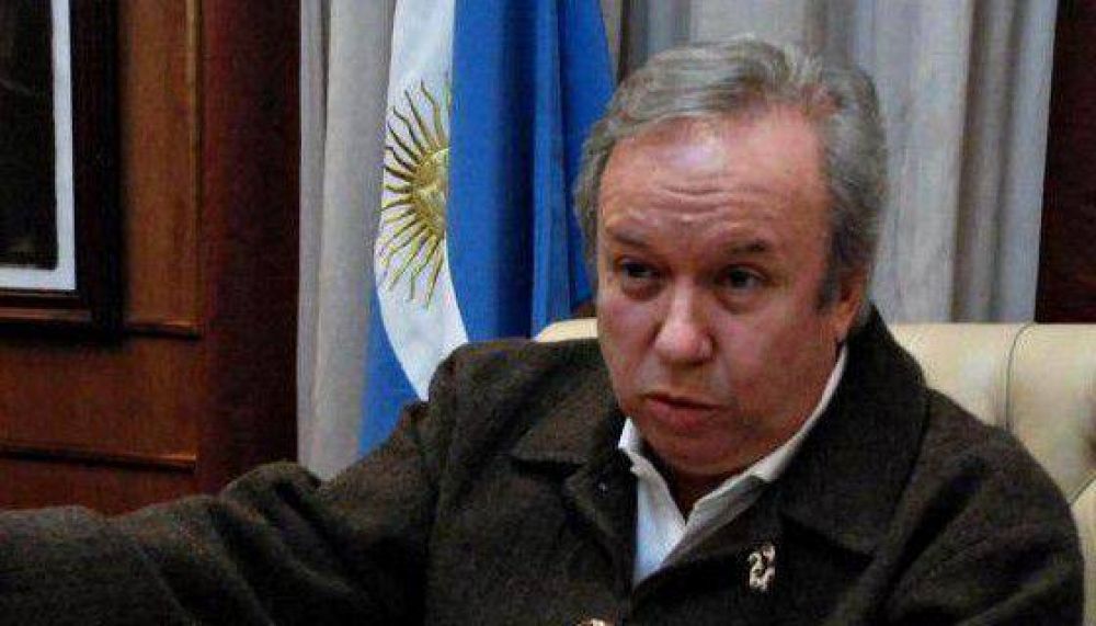 Peralta se disculp� con los trabajadores heridos y dijo que analiza medidas por el accionar policial