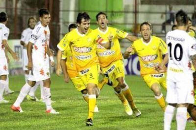 Finalmente Crucero y Boca Unidos jugar�n el domingo