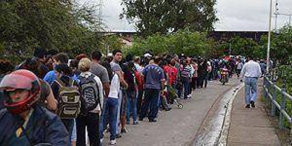 M�s de 7.000 personas ingresaron ayer a Clorinda a realizar compras