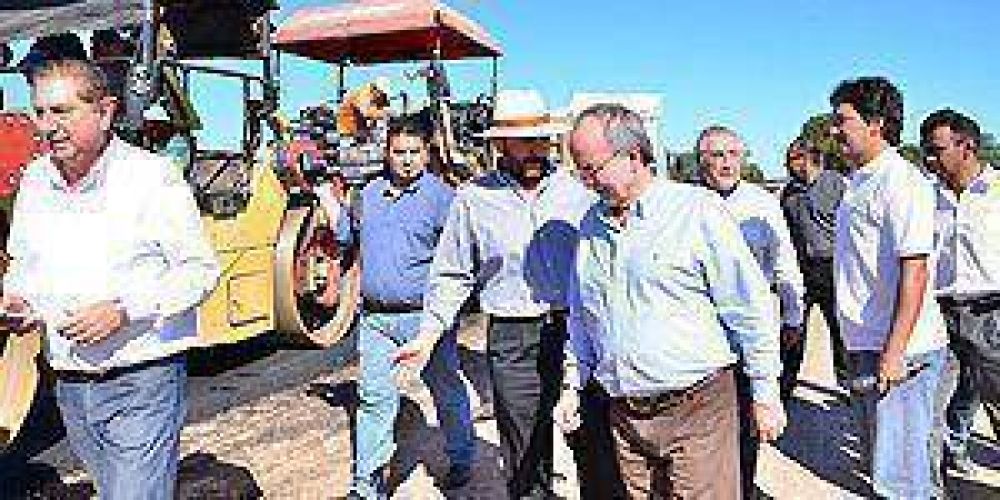 Ruta 9: Insfr�n verific� obra de pavimentaci�n