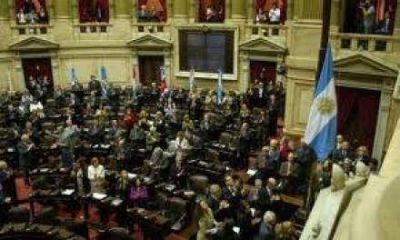 "El proyecto de blanqueo de d�lares servir� para generar empleo y actividad productiva" 