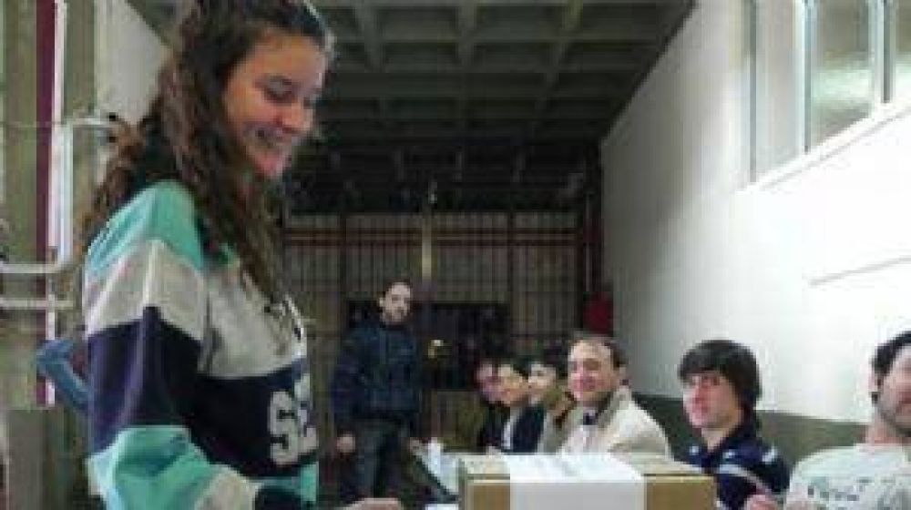 Para las Elecciones Primarias se sumar�n 13.590 nuevos votantes en Catamarca