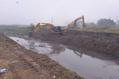 El Municipio de Malvinas Argentinas trabaja en la zona del Arroyo Claro