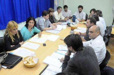 Aseguran que hubo importantes avances en el debate de las paritarias estatales