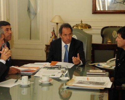 El Gobernador analiz� el avance de las obras en el CEF N�1