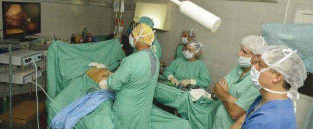 Realizaron una exitosa cirug�a laparosc�pica en el Sayago