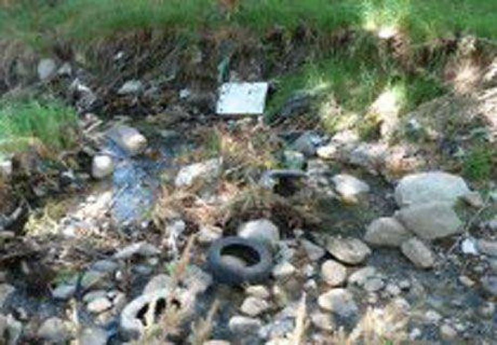 Avanza la basura sobre los manantiales que abastecen de agua a Bariloche