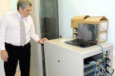 Anticipan que se entregar�n 2.000 tarjetas s�lo a usuarios de las l�neas 115 y 118