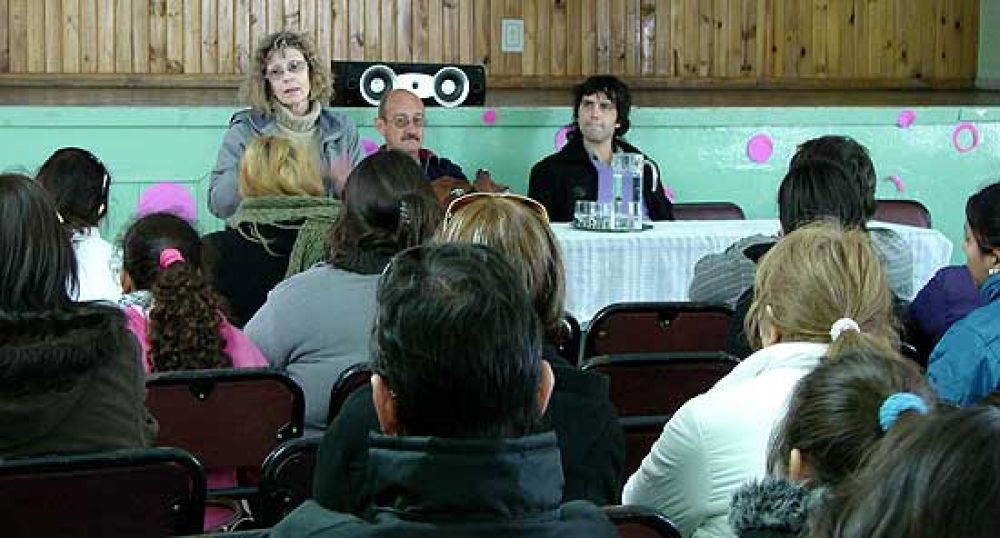 Se realiz� la charla preventiva ante el caso de Meningitis