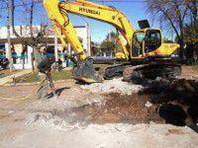 Comenzaron los trabajos de entubamiento de la calle S�nchez
