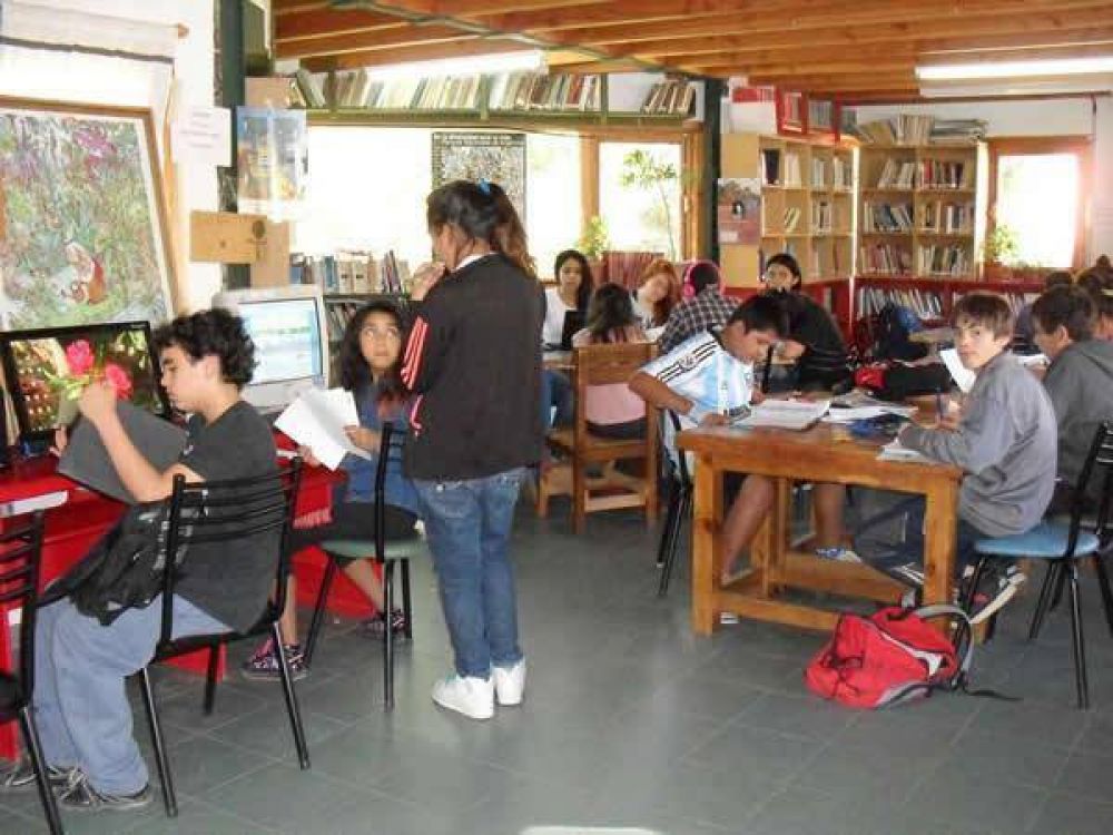 Biblioteca Popular: 21 a�os de un proyecto cultural y social