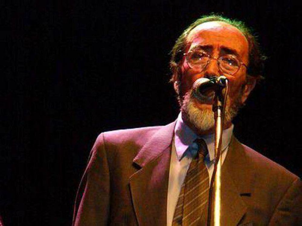 Muri� el cantante Manolo Galv�n a los 66 a�os