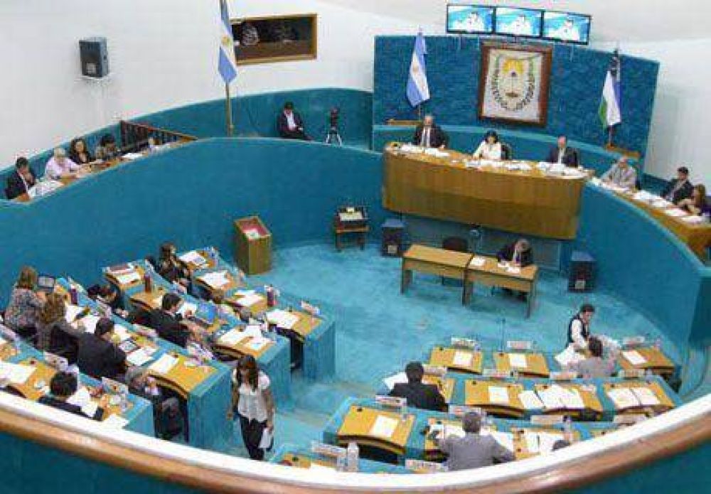 Quieren que se realicen sesiones en el interior de la Provincia