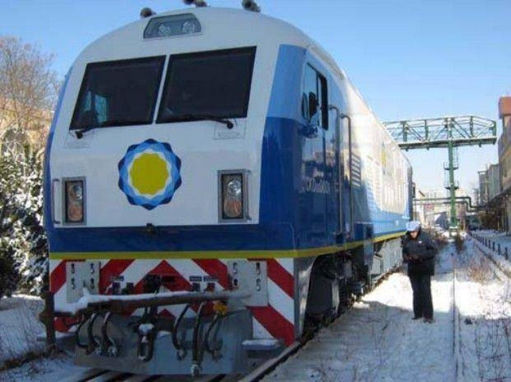 Llegaron los primeros vagones para renovar el tren Rosario-Buenos Aires