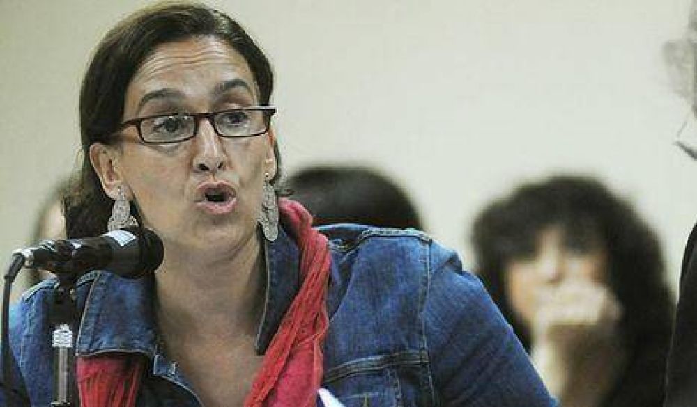 "Es cierto que Macri puede beneficiar a Clar�n"