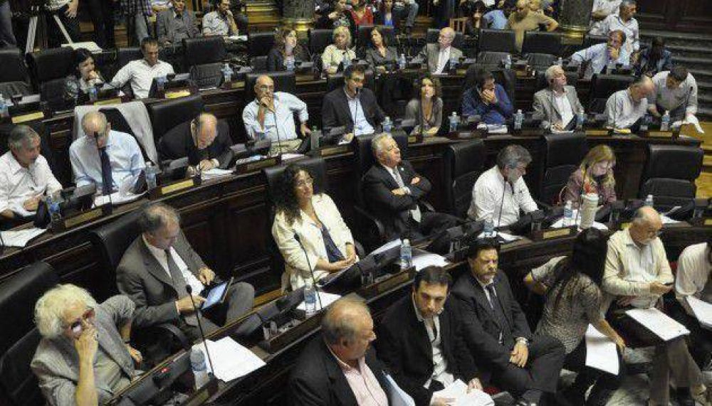 DNU: debate en 15 d�as