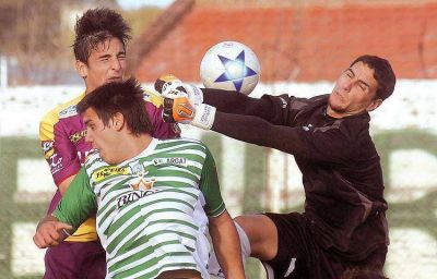 Tiro disfruta la punta por un rato