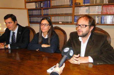 JORNADA SOBRE ORGANISMOS DE LA CONSTITUCI�N PROVINCIAL