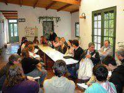 Se reuni� la Mesa Distrital de articulaci�n entre educaci�n y trabajo