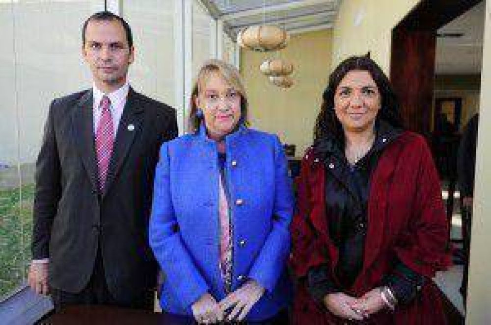 Arrib� la Viceministra de Trabajo de la Naci�n