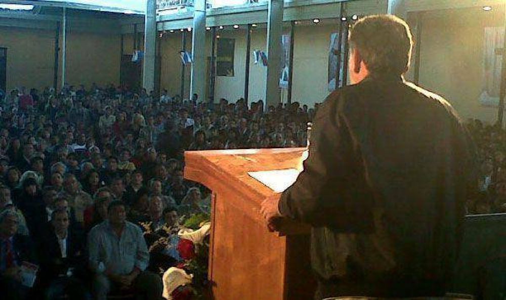 Beder sobre el pedido de juicio pol�tico: �Me amarga la falta de ideas� de la oposici�n