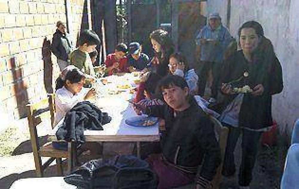 "Tras sus Mismas Pisadas" junta abrigos para los m�s necesitados