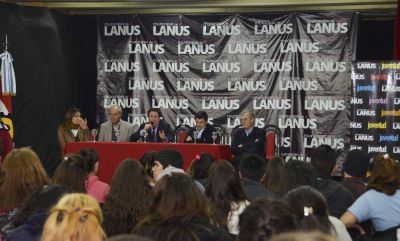 APERTURA DEL PROGRAMA �PARLAMENTO JOVEN�