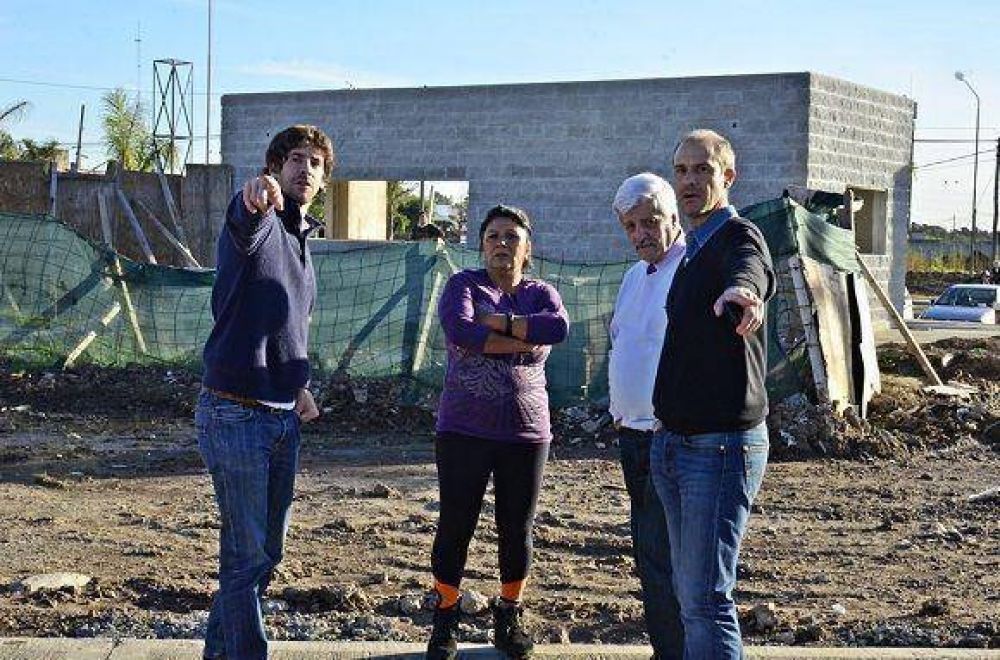 Obras en el barrio Hardoy