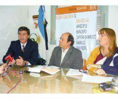 Charla-debate sobre educaci�n y trabajo  
