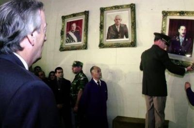 El 24 de marzo de 2004, el d�a que Kirchner hizo bajar el cuadro del Colegio Militar